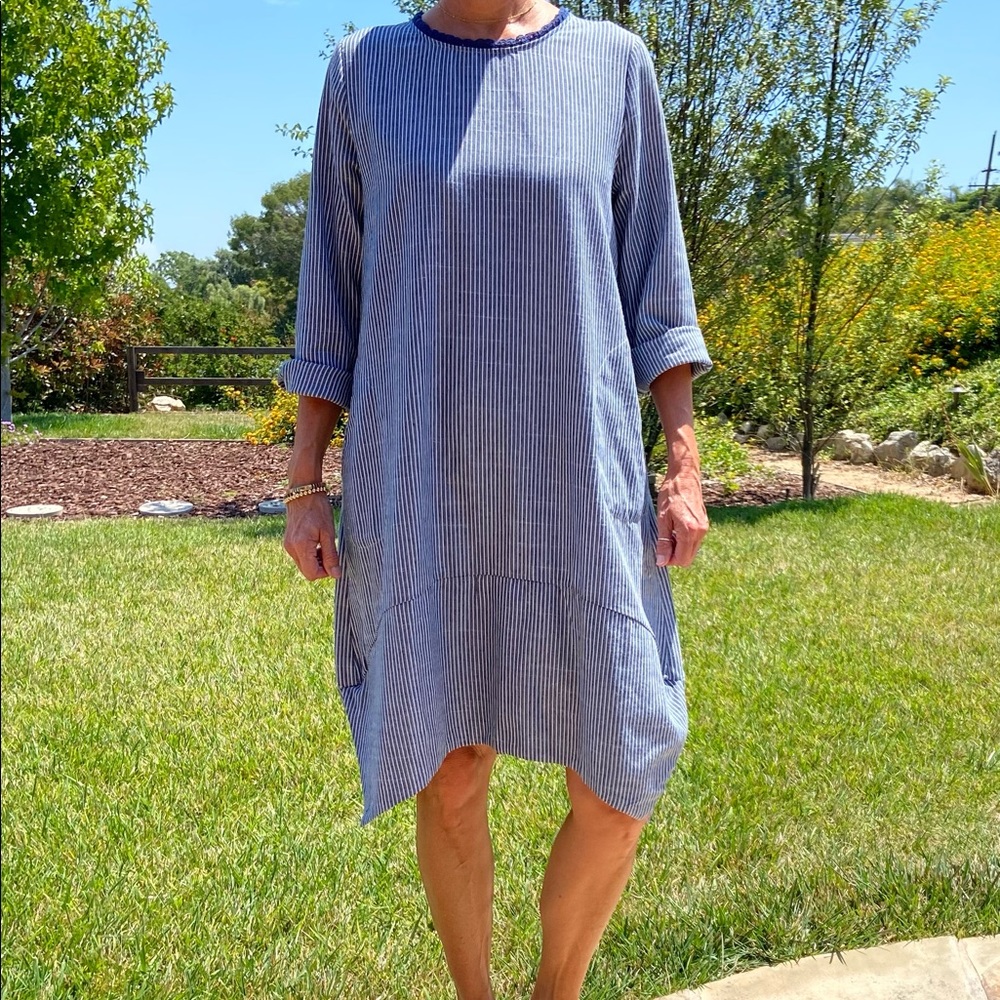 Striped dress, no size